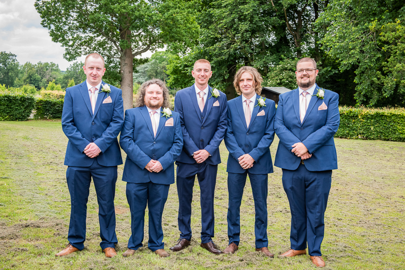 036_groomsmen2