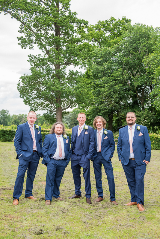 038_groomsmen3