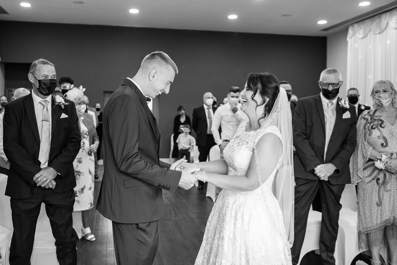 144_ceremony29_bw