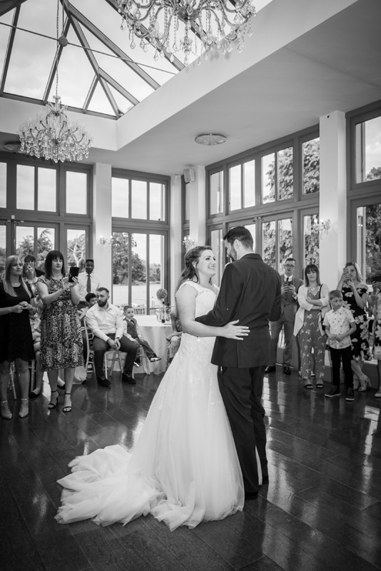 057_firstdance1_bw