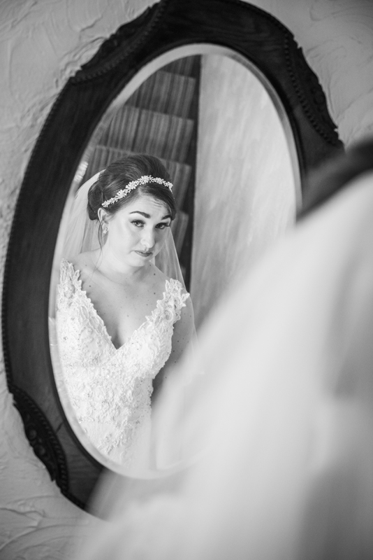 056_mirror1_bw