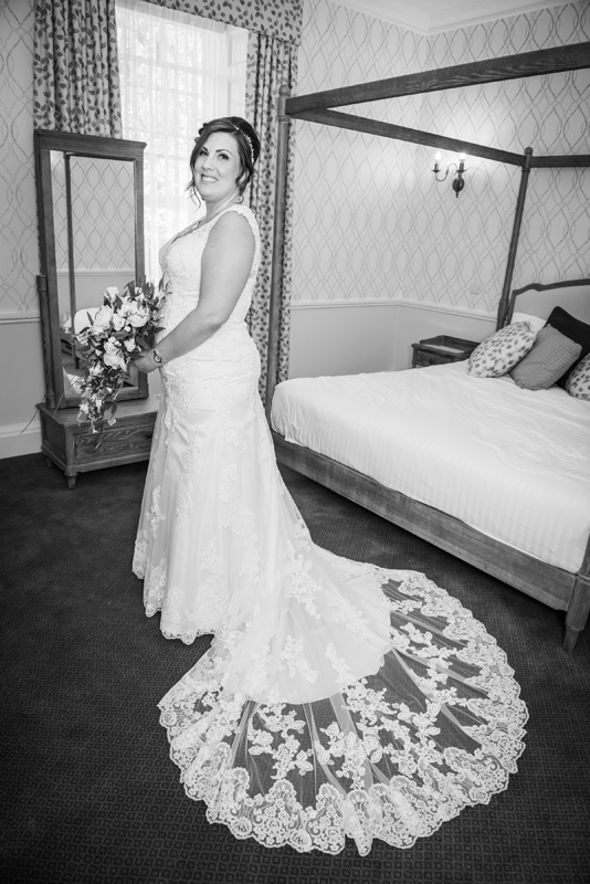 099_bride10_bw