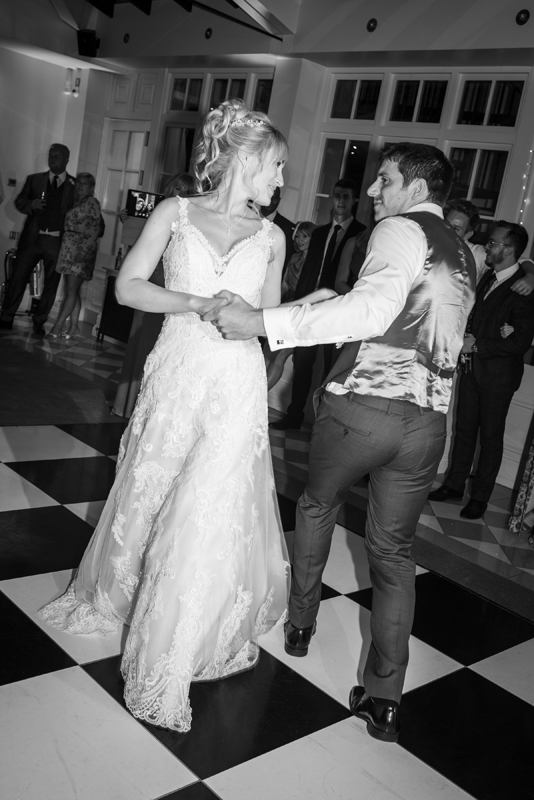 035_firstdance7_bw