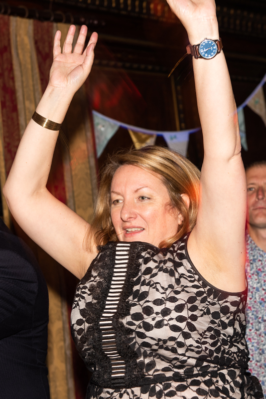 149_dancing76