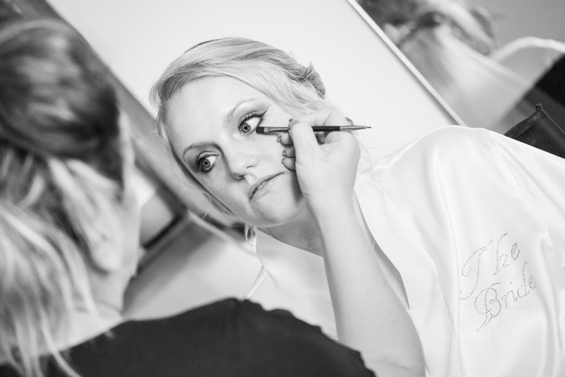 006_makeup1_bw