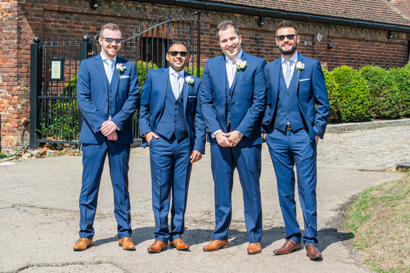 034_groomsmen1