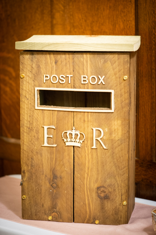 001_postbox