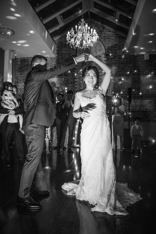 054_firstdance2_bw