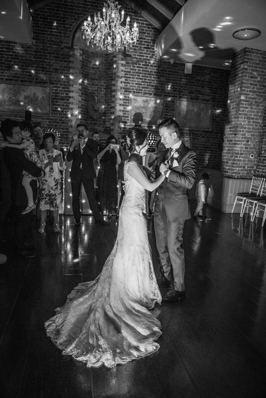 056_firstdance3_bw