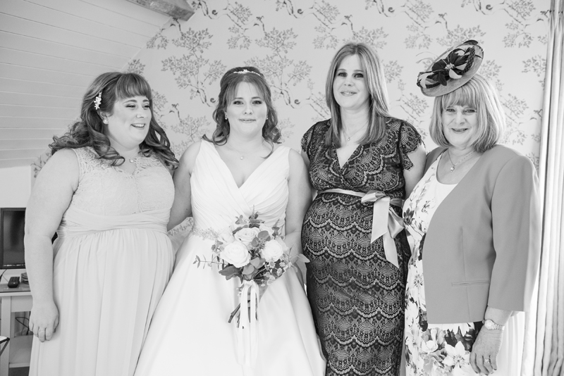 088_kathy_family2_bw