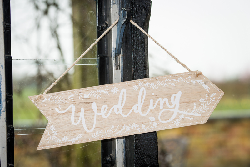 015_wedding_sign