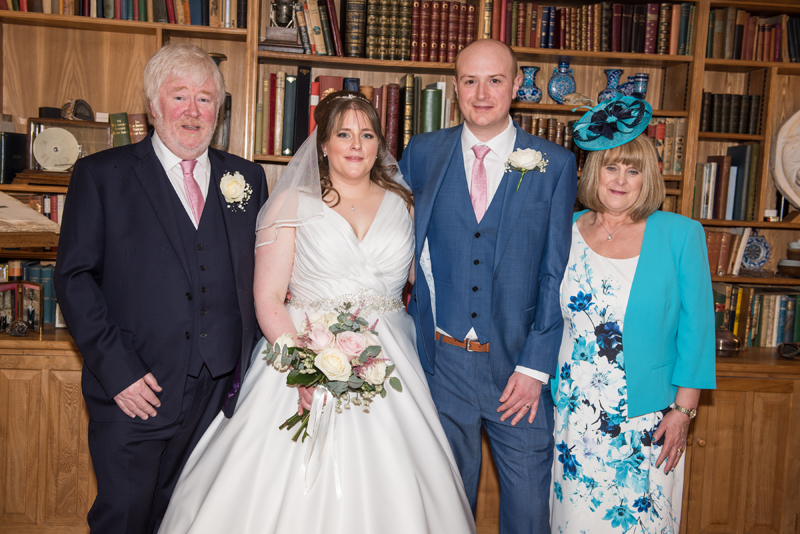 063_brides_family11