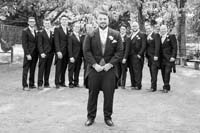 036_groomsmen7_bw