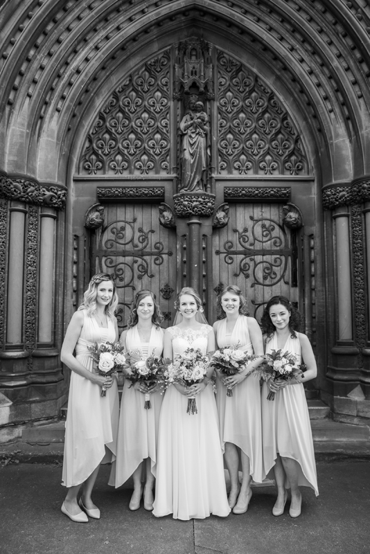 054_bridesmaids17_bw