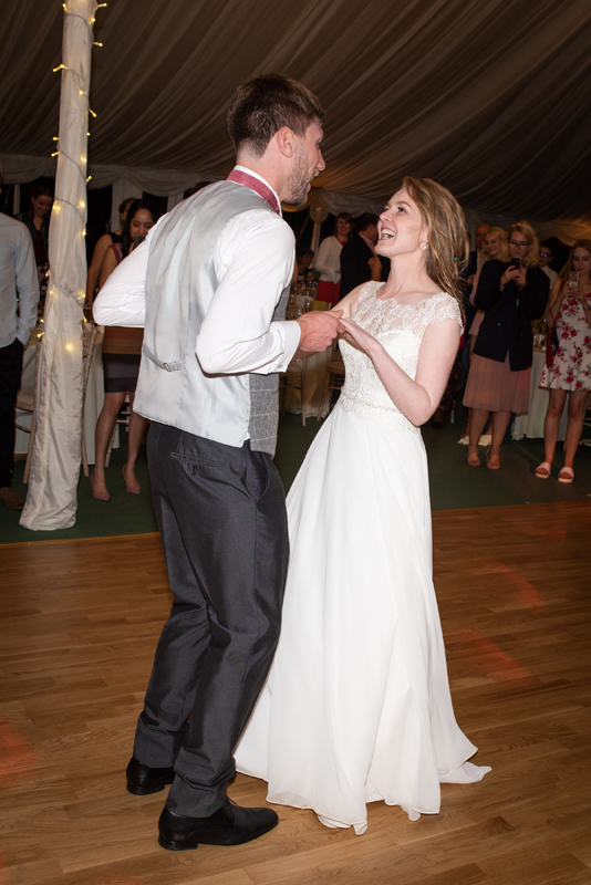 051_first_dance4