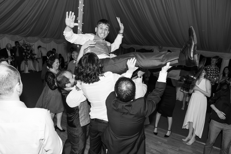 083_dancing17_bw