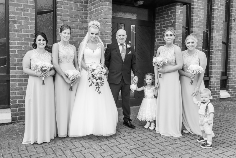 030_bridal_party1_bw