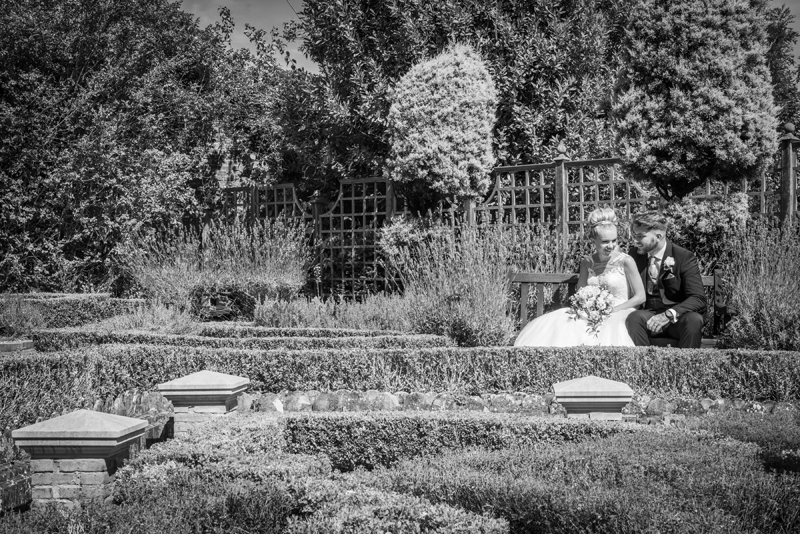 049_gardens23_bw