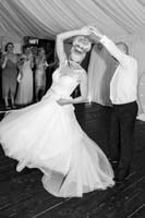 053_dancing21_bw