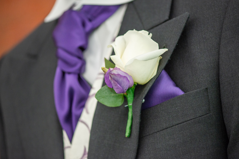 040_buttonholes4