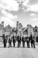 047_groomsmen6_bw