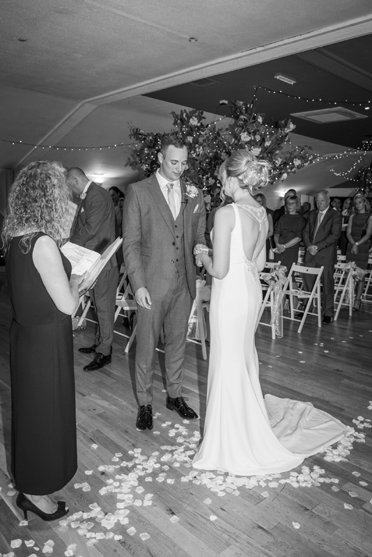 067_ceremony12_bw