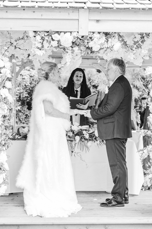 139_ceremony47_bw