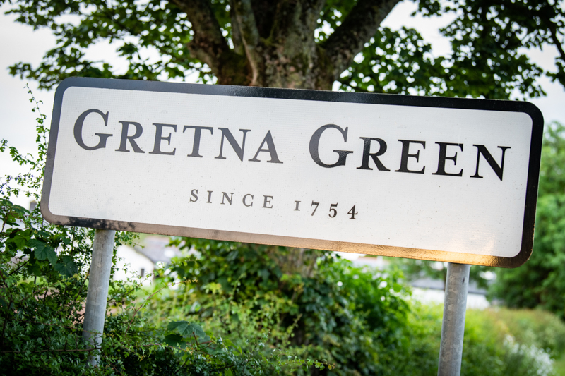 001_gretna_sign1