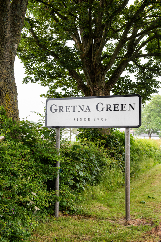 002_gretna_sign2