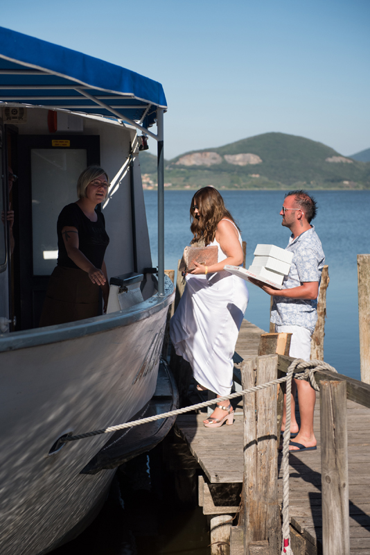 007_boat_guests2