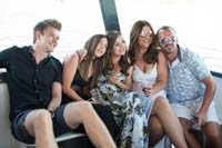 065_boat_guests54