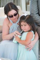 061_guests_arrive15