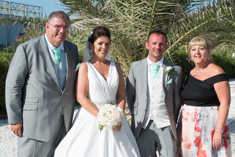 063_brides_family10