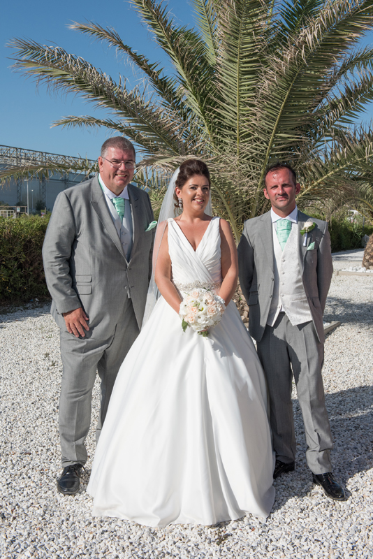 065_brides_family12
