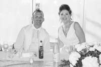 041_meal_entrance6_bw