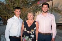 048_brides_family17