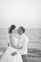 038_eve_beach2_bw