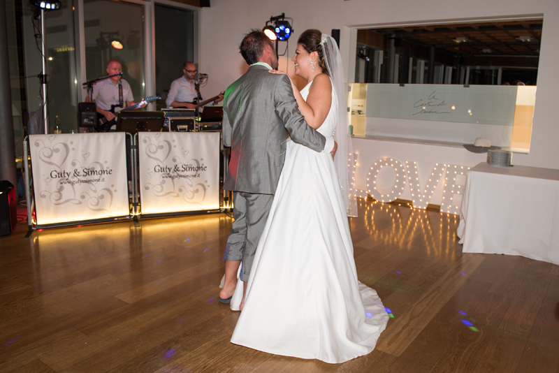 003_firstdance2