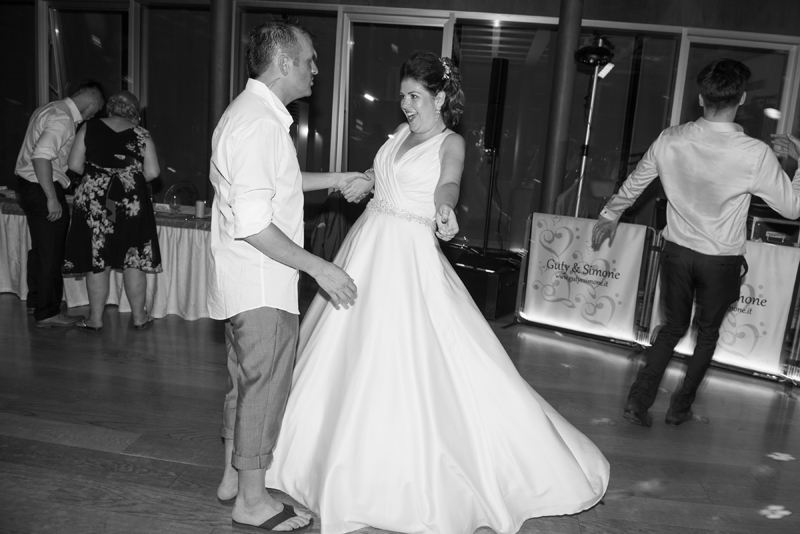 067_dancing25_bw