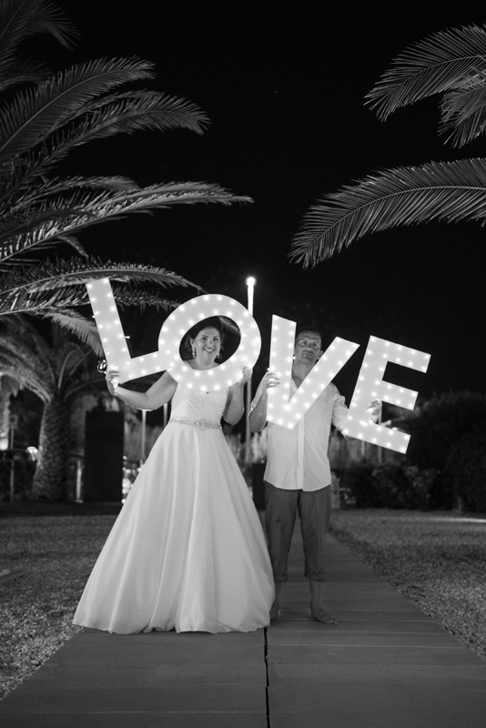 071_love_letters2_bw