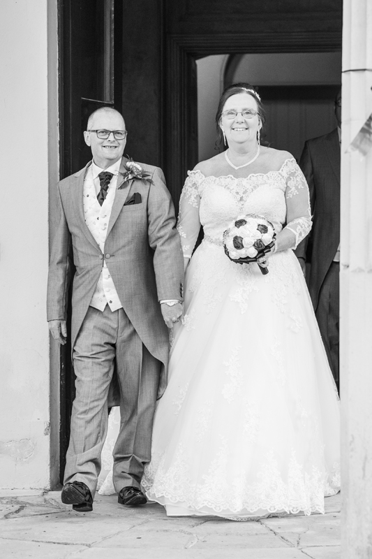 003_confetti2_bw
