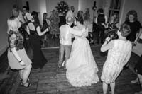 154_dancing64_bw