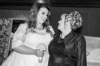 071_bride_mum2_bw