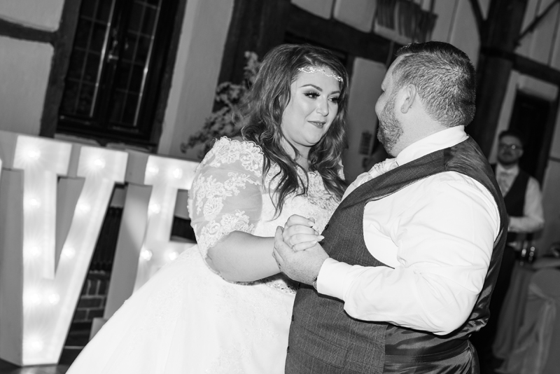 063_firstdance1_bw