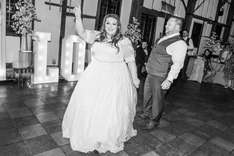 071_firstdance5_bw